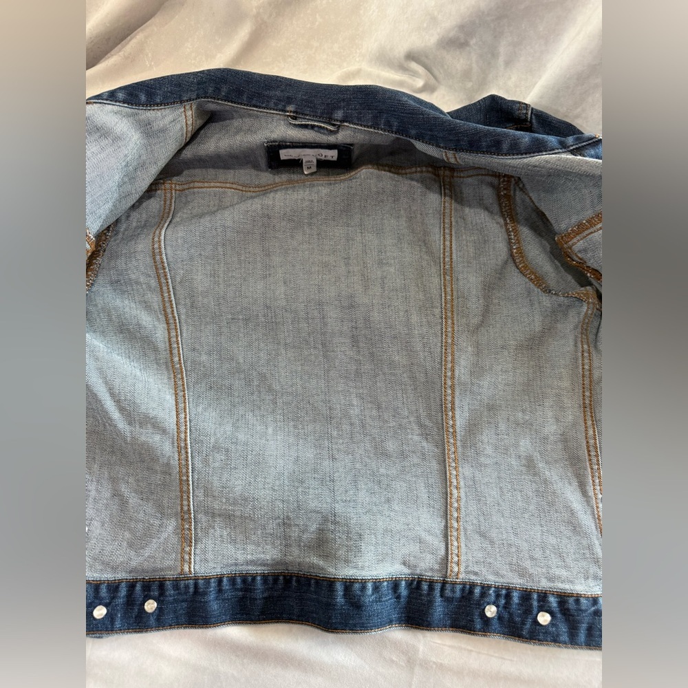 Loft Classic Denim Jacket - Medium - image 7